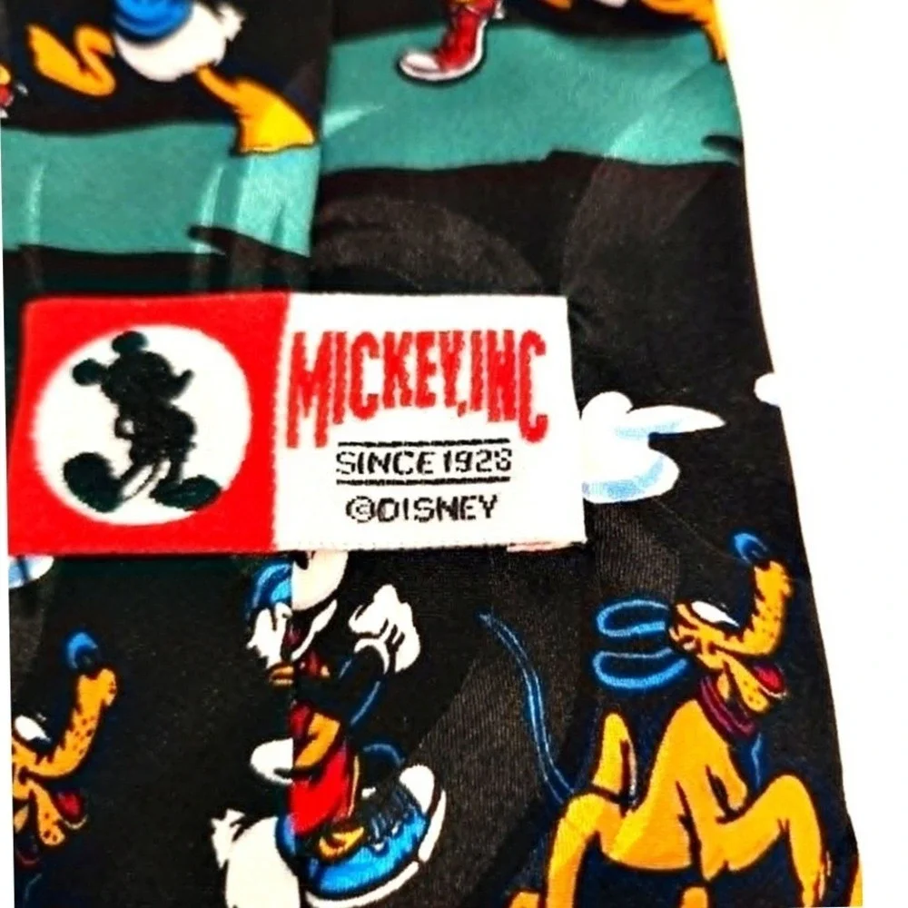 Vintage Disney Mickey Inc 100% Silk Tie Mickey Donald Goofy Pluto Handmade Korea